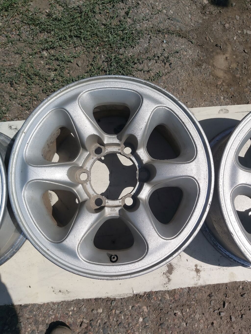 Литые диски R15, комплект из 4 шт. МИТСУБИСИ ДЕЛИКА. Оригинал в: фото 3