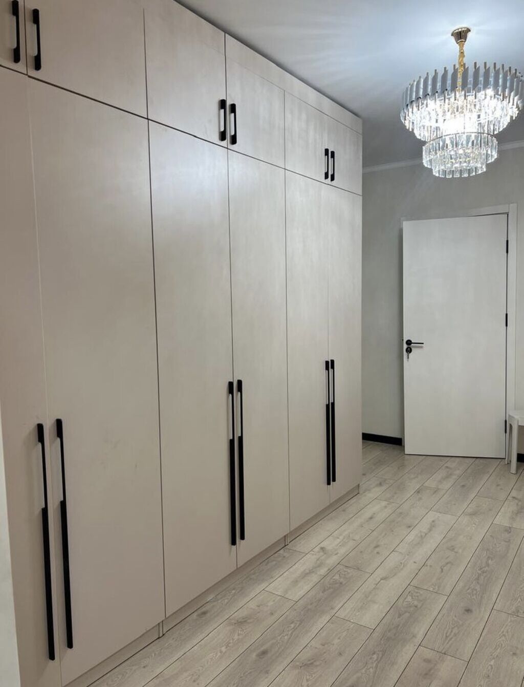 2 комнаты, 74 м², Пишпек Элитка, 13 этаж, Дизайнерский ремонт: фото 4