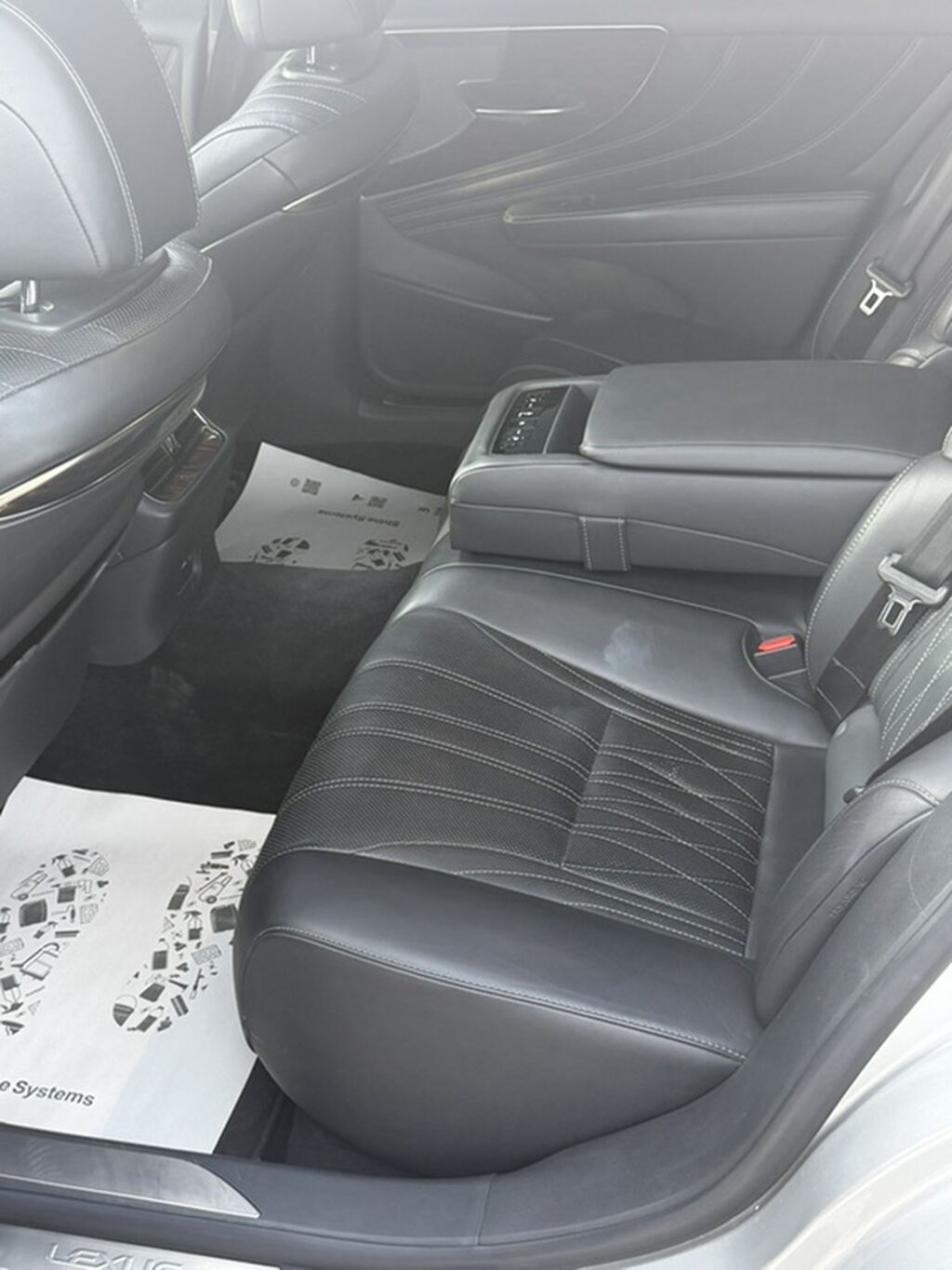 Lexus LS: 2019 г., 3.5 л, Автомат, Бензин, Седан: фото 8