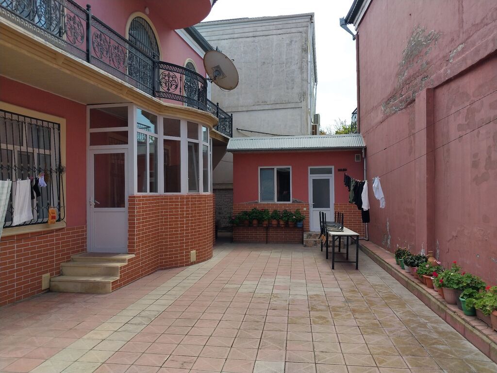 Bakıxanov qəs. 6 otaqlı, 240 kv. m, Kredit yoxdur, Orta təmir