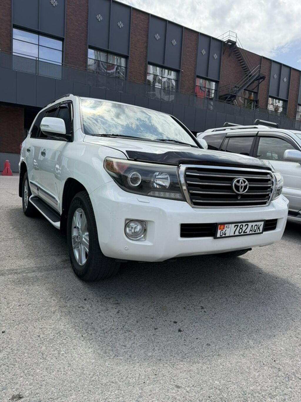 Toyota Land Cruiser: 2015 г., 4.5 л, Автомат, Дизель, Внедорожник: фото 4