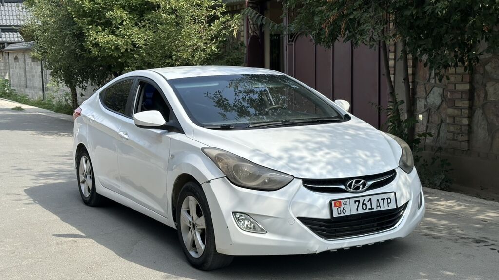 Hyundai Elantra: 2011 г., 1.6 л, Автомат, Бензин, Седан: фото 3