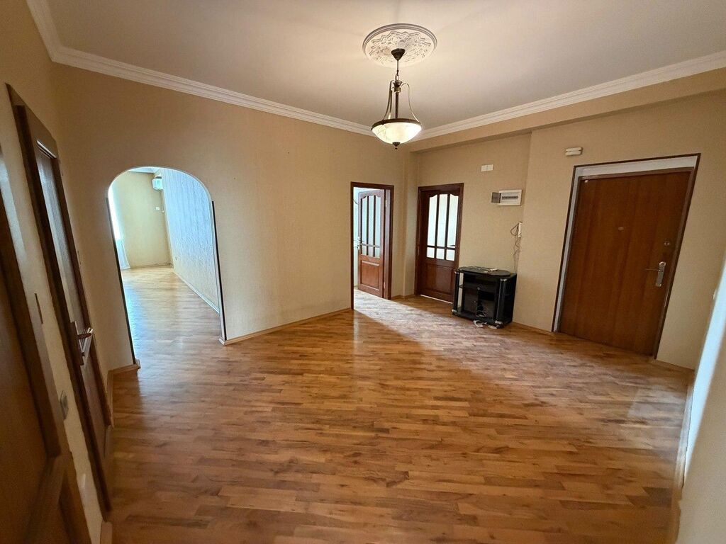 Yeni Yasamal, 3 otaqlı, Yeni tikili, m. İnşaatçılar, 115 kv. m