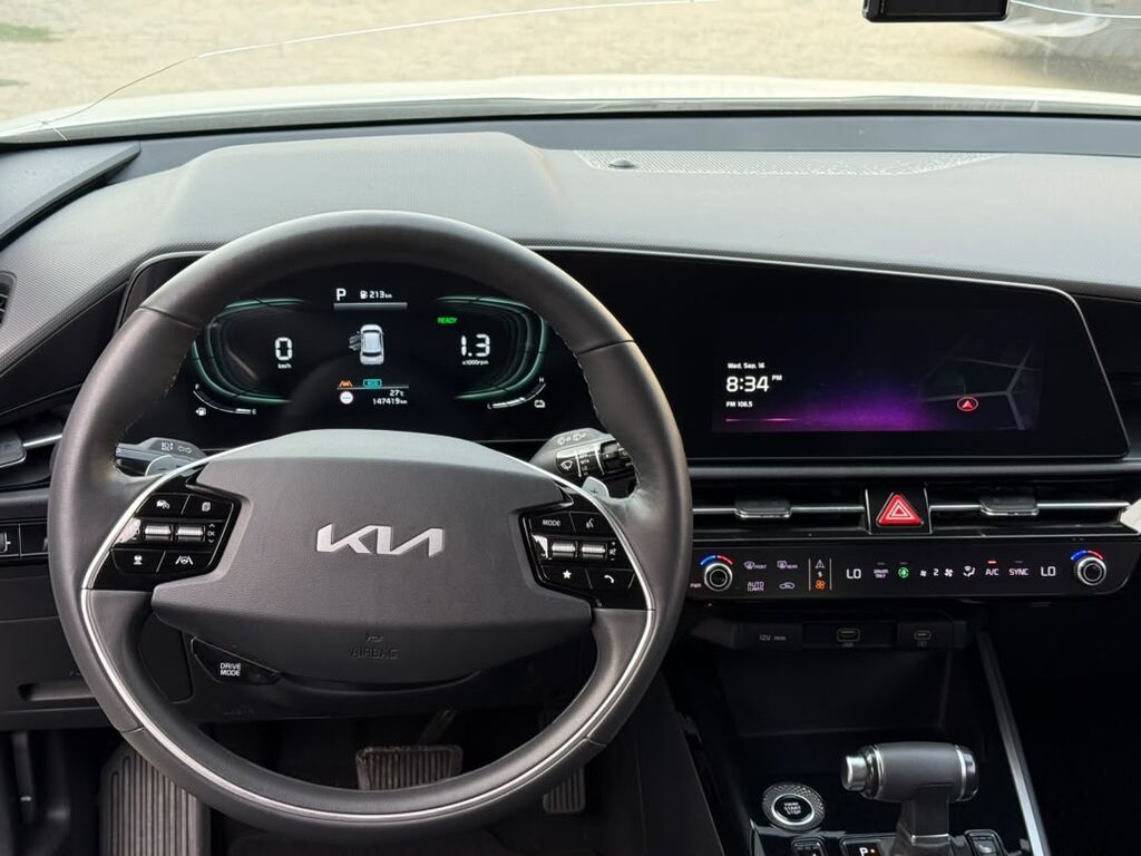 Kia Niro: 2022 г., 1.6 л, Автомат, Гибрид, Кроссовер: фото 5