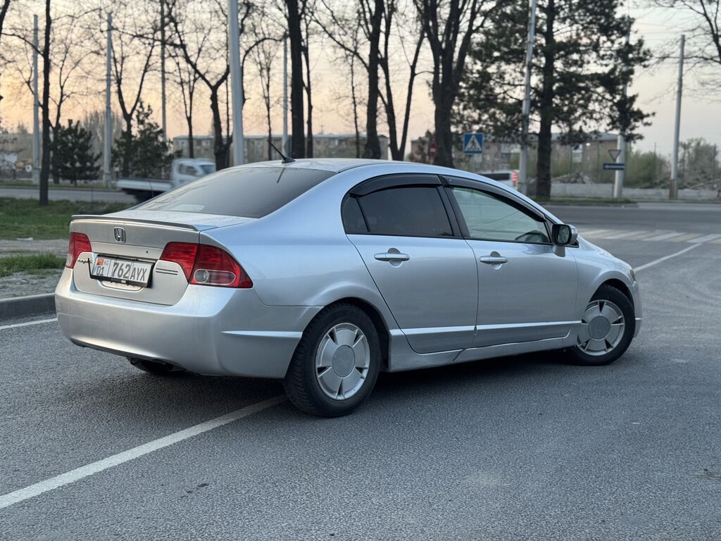 Honda Civic: 2007 г., 1.3 л, Вариатор, Гибрид, Седан: фото 4