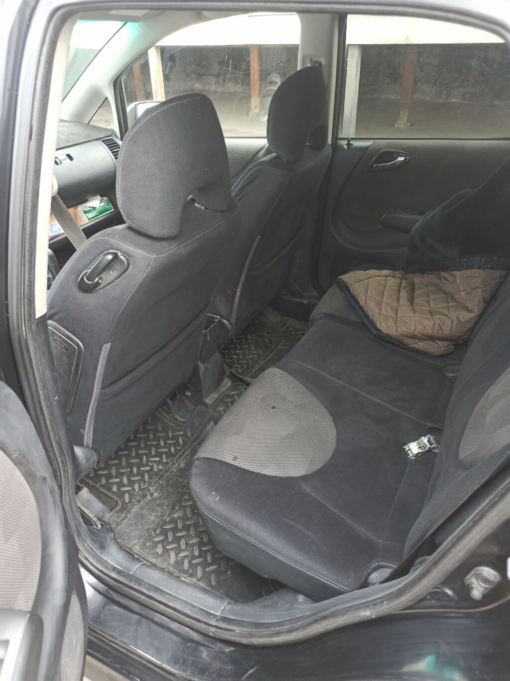 Honda Jazz: 2008 г., 1.3 л, Автомат, Бензин, Хэтчбэк: фото 7