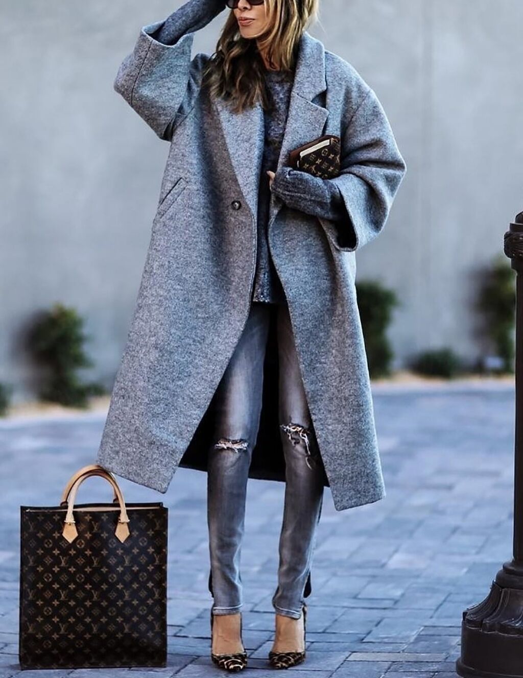 серо-коричневое пальто женское. пальто женское оверсайз кэмел. коричневое пальто с серым. коричневое пальто женское. серо бежевое пальто.