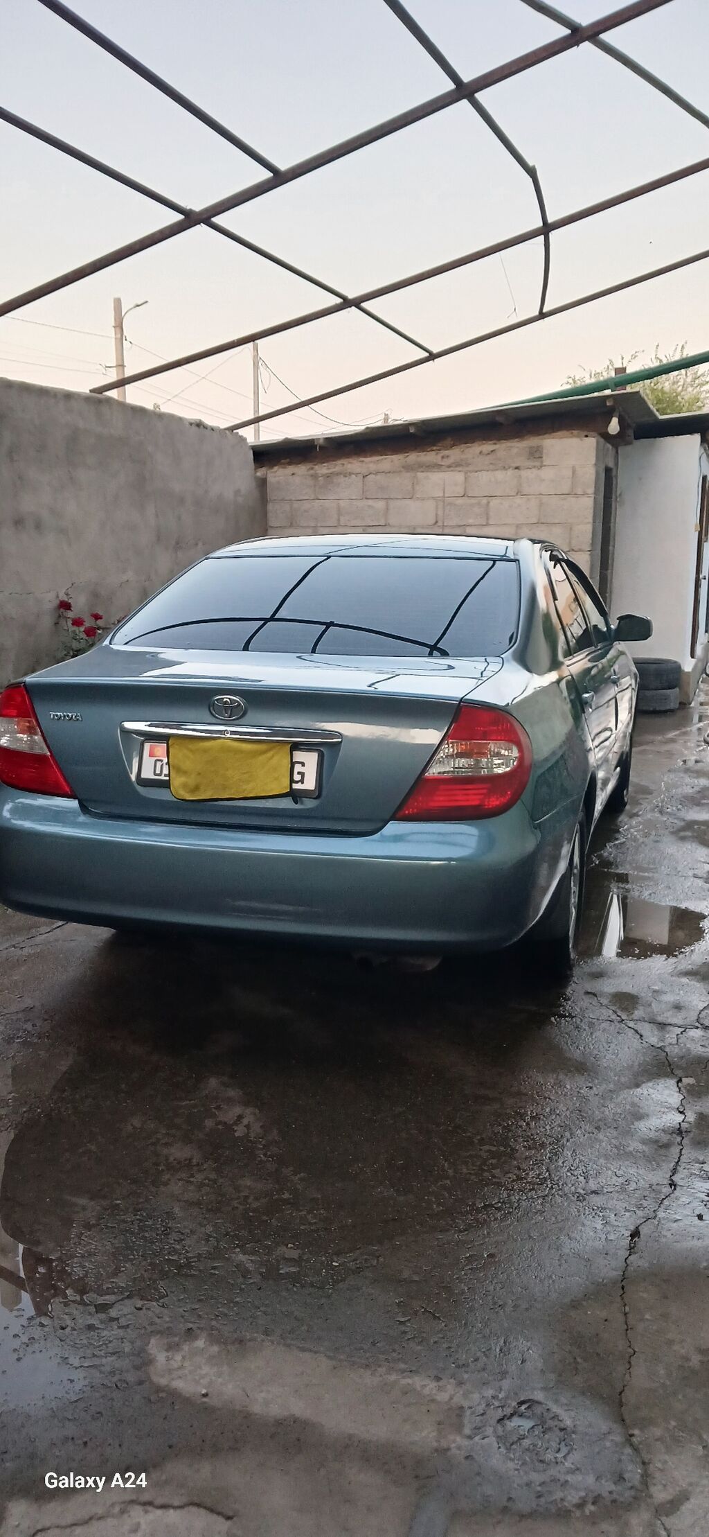Toyota Camry: 2002 г., 2.4 л, Автомат, Бензин, Седан: фото 2