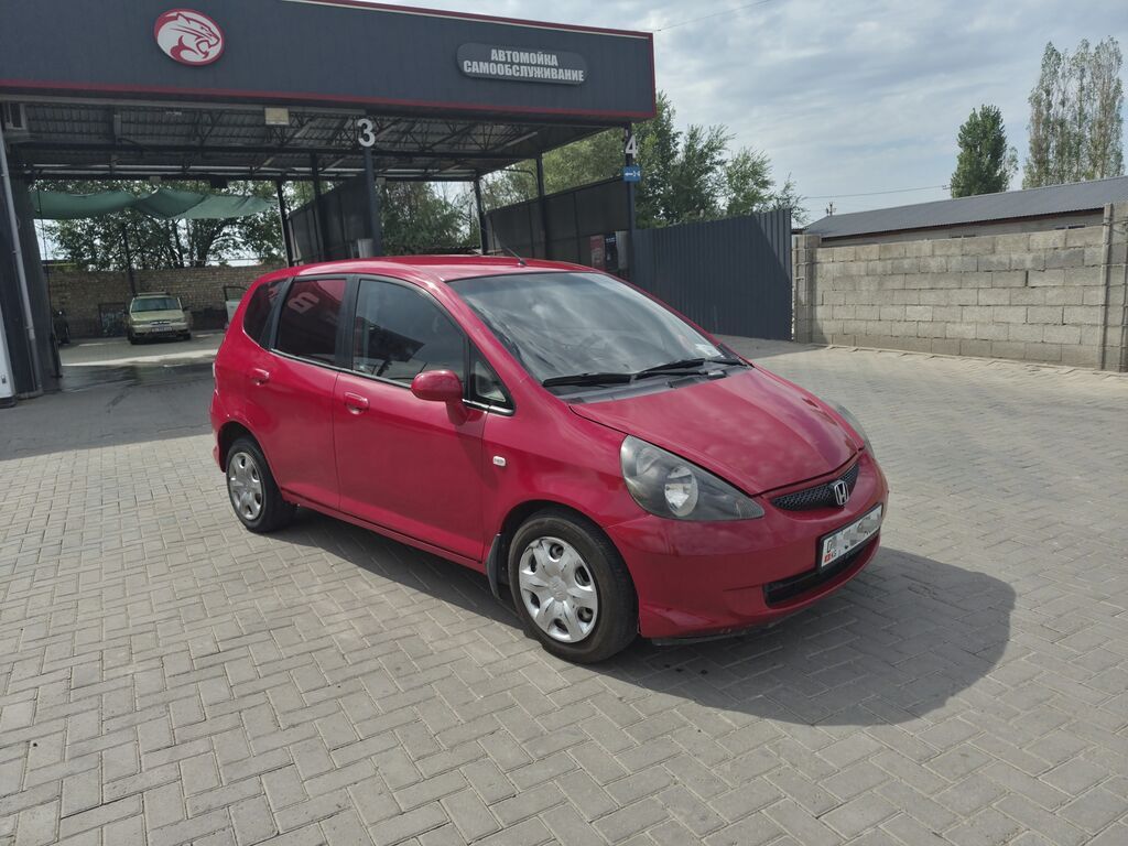 Honda Jazz: 2006 г., 1.4 л, Вариатор, Бензин, Хэтчбэк: фото 3