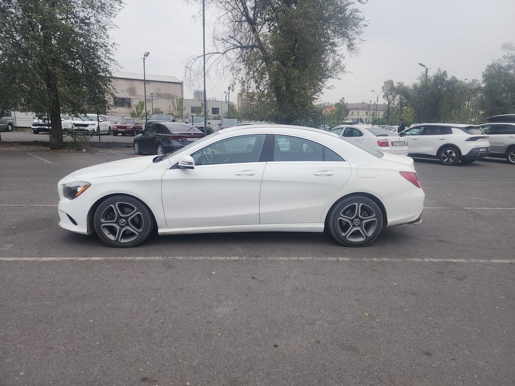 Mercedes-Benz CLA-Class: 2018 г., 2 л, Автомат, Бензин, Седан: фото 3