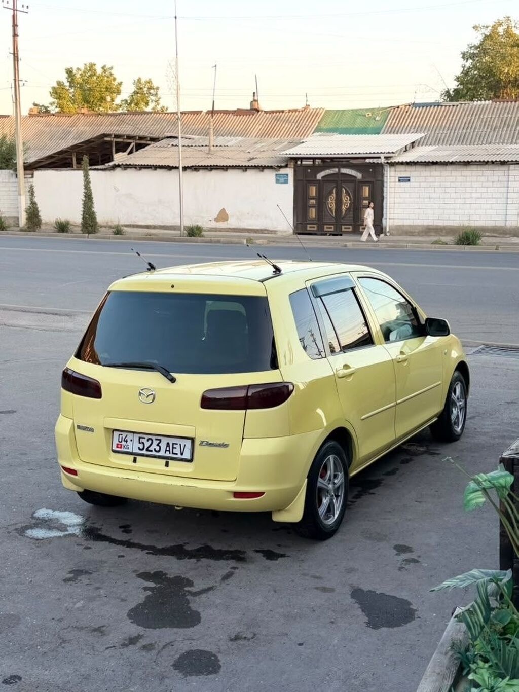 Mazda Demio: 2003 г., 1.3 л, Автомат, Бензин, Хэтчбэк: фото 7