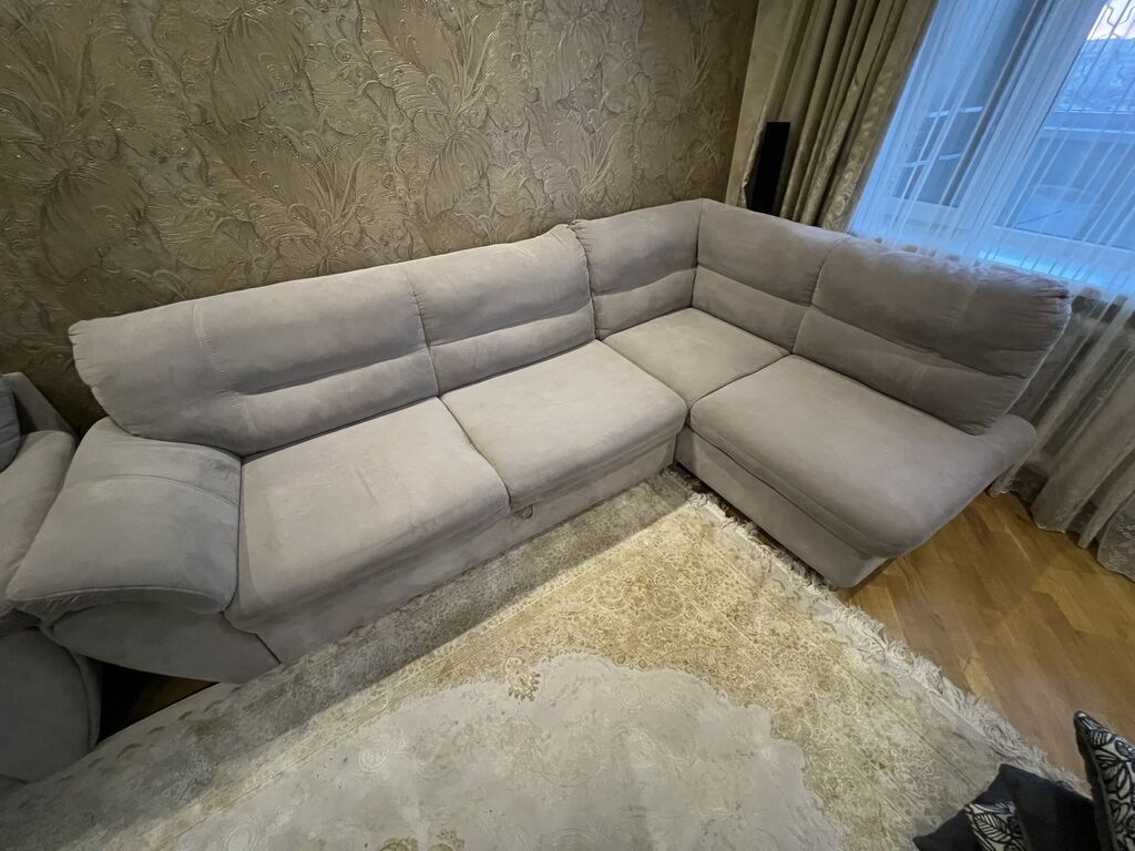 Комплект мягкой мебели угловой диван и кресло