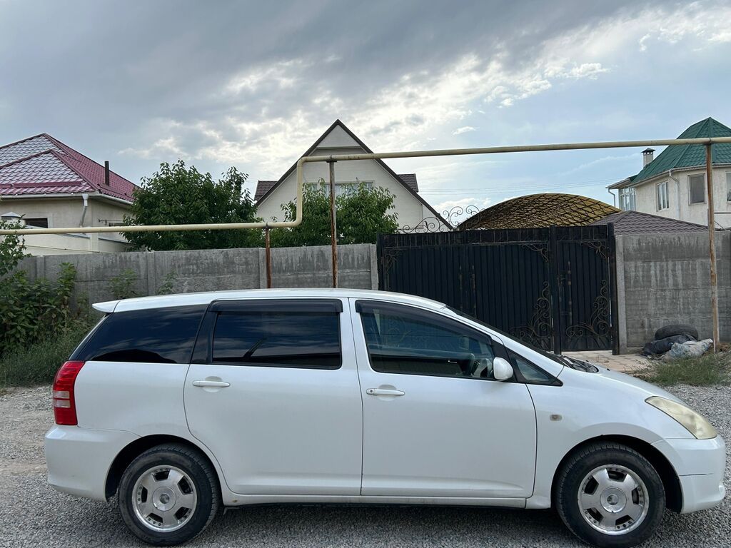 Toyota WISH: 2003 г., 1.8 л, Автомат, Бензин, Универсал: фото 2