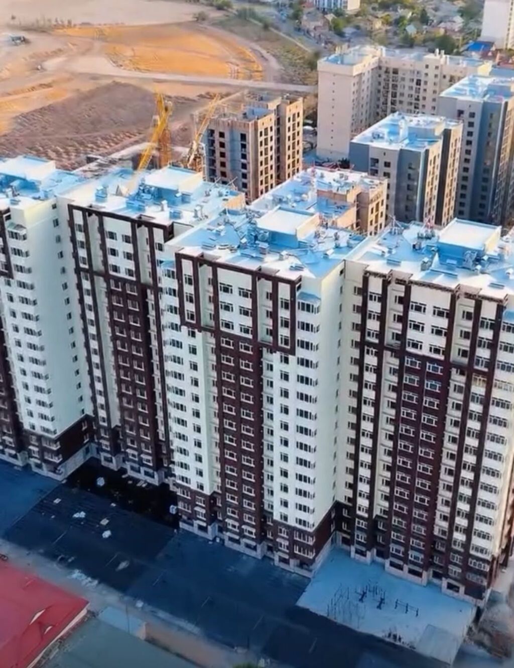 2 комнаты, 81 м², Пишпек Элитка, 12 этаж, ПСО (под самоотделку): фото 1