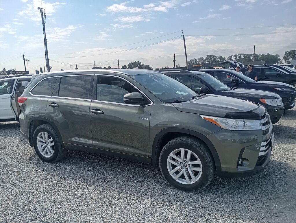 Toyota Highlander: 2018 г., 3.5 л, Автомат, Гибрид, Кроссовер: фото 2