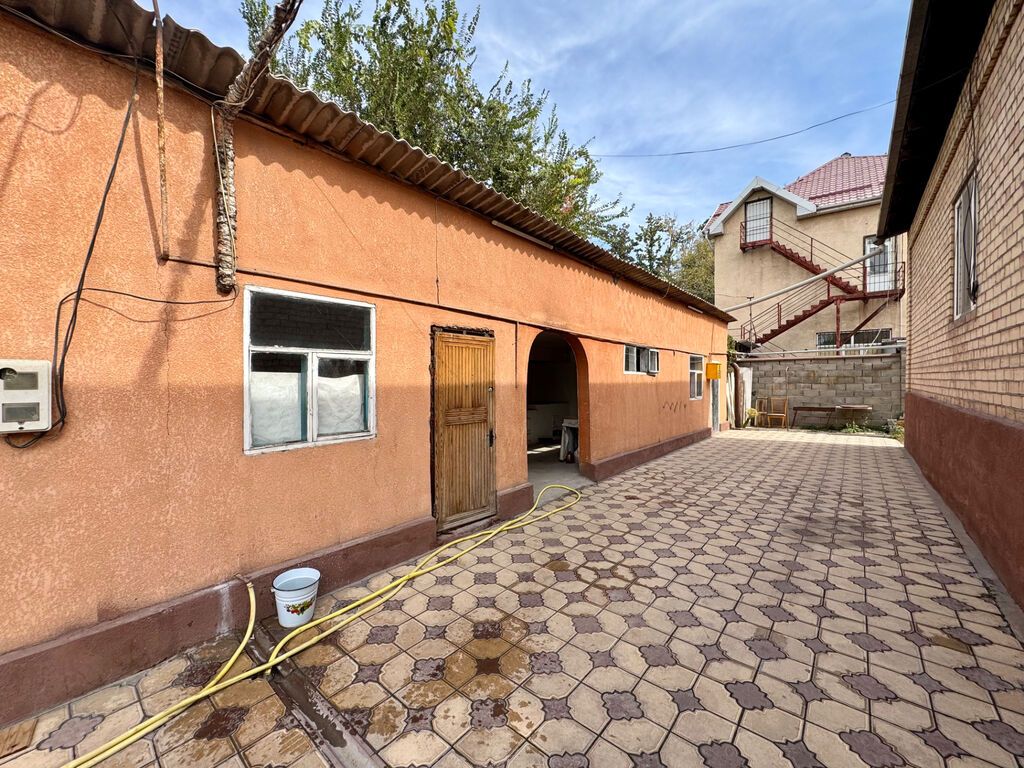 4 комнаты, 191 м², 8 соток, Бишкек, ул. Щербакова / Элебесова Агентство недвижимости: фото 3