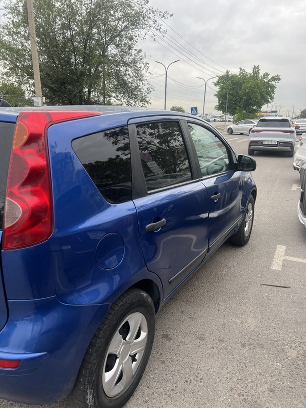 Продам Nissan Note 2008, механика, 1.4 л: фото 4