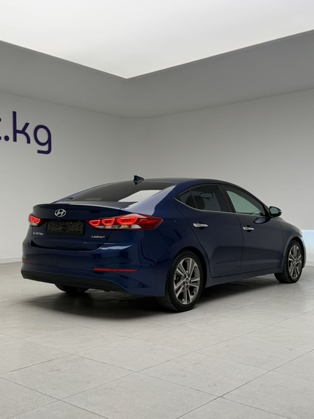 Hyundai Elantra: 2016 г., 2 л, Автомат, Бензин, Седан: фото 3
