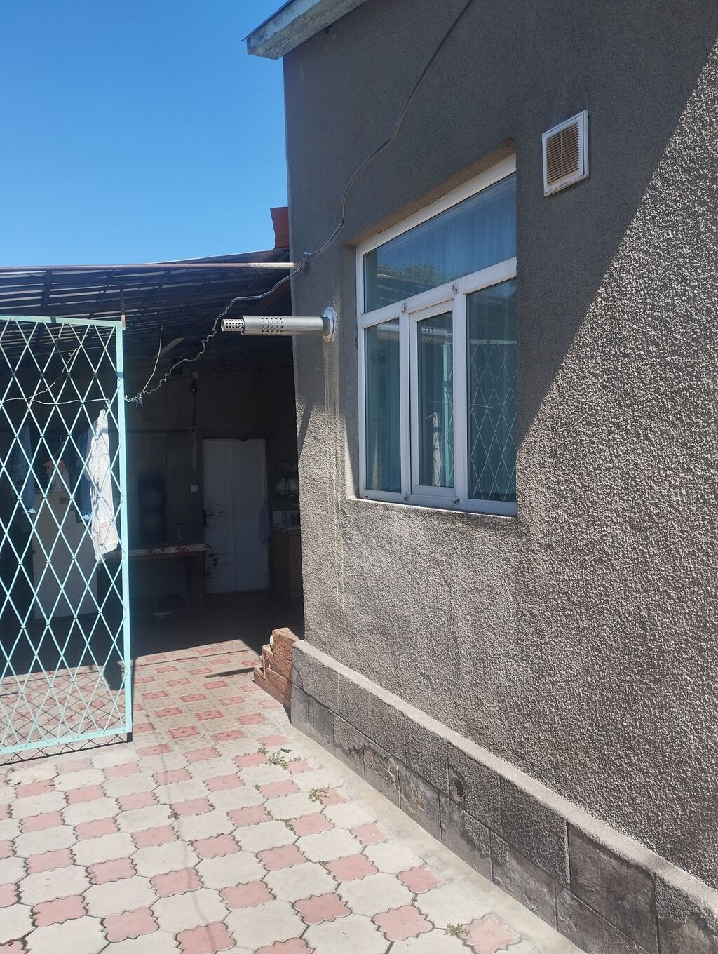 Продаю полдома,кирпич/ саман, 3 комн.,45 м.кв.,сан/у/душ.,гор/хол: фото 2