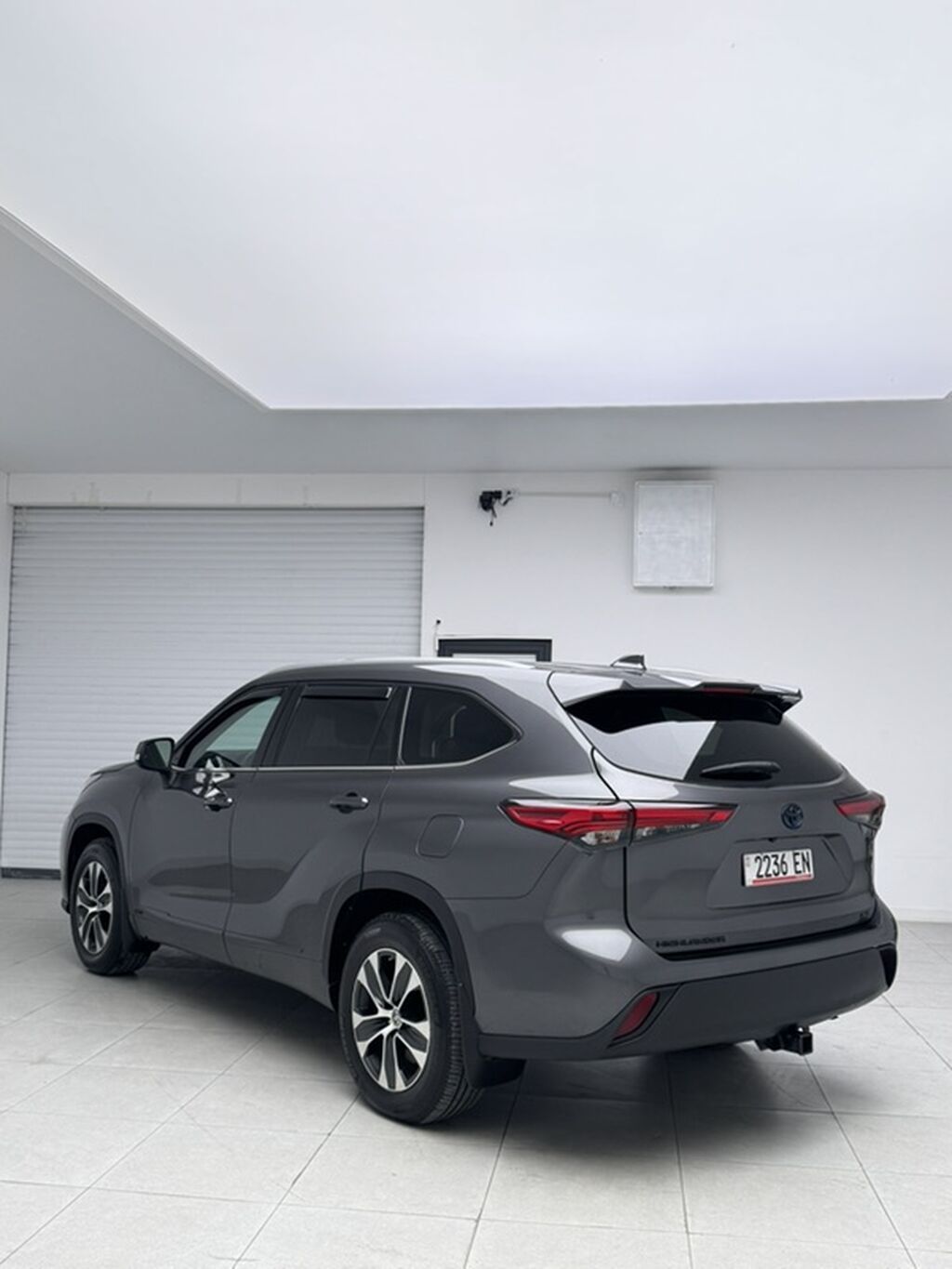 Toyota Highlander: 2021 г., 2.5 л, Автомат, Гибрид, Кроссовер: фото 5