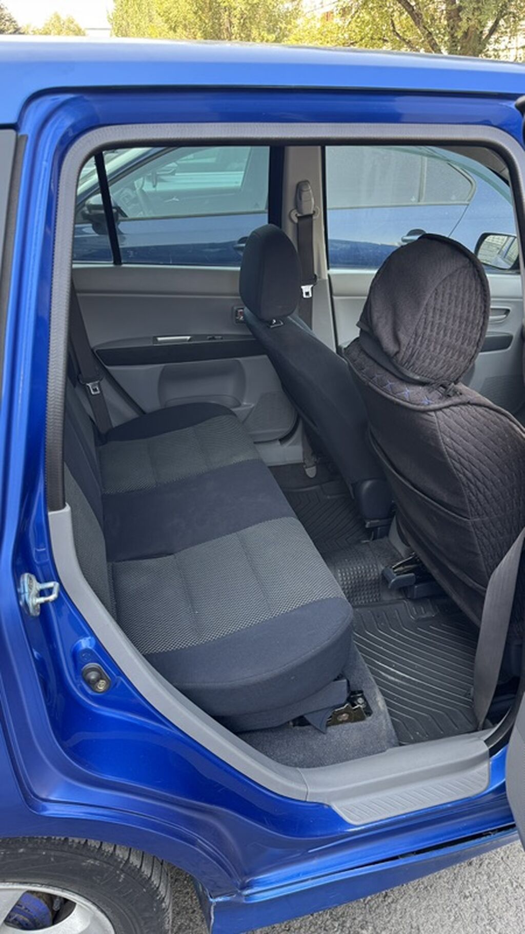 Mazda Demio: 2003 г., 1.5 л, Автомат, Бензин, Хэтчбэк: фото 5