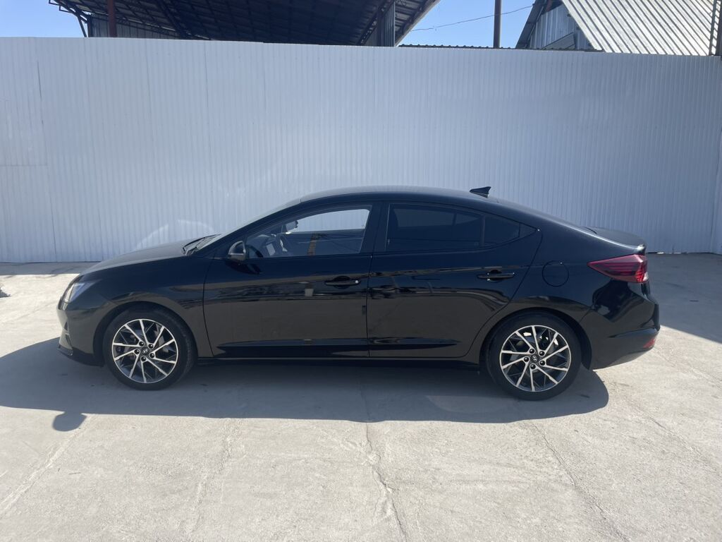 Hyundai Avante: 2020 г., 1.6 л, Автомат, Бензин, Седан: фото 3