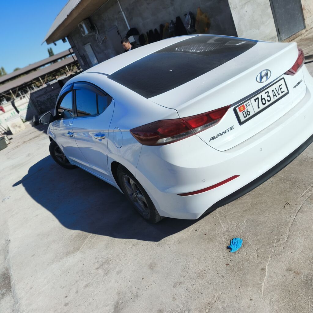 Hyundai Avante: 2018 г., 1.6 л, Автомат, Бензин, Седан: фото 4