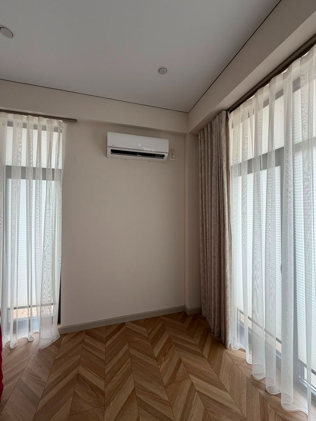 3 комнаты, 92 м², Асанбай мкр Элитка, 13 этаж, Евроремонт: фото 4