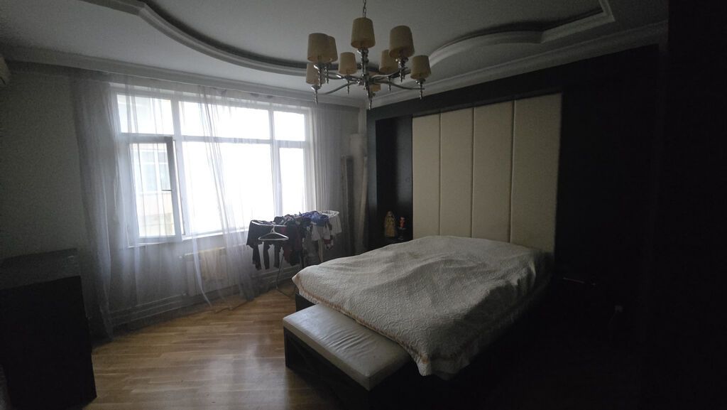 4 otaqlı, Yeni tikili, 177 kv. m