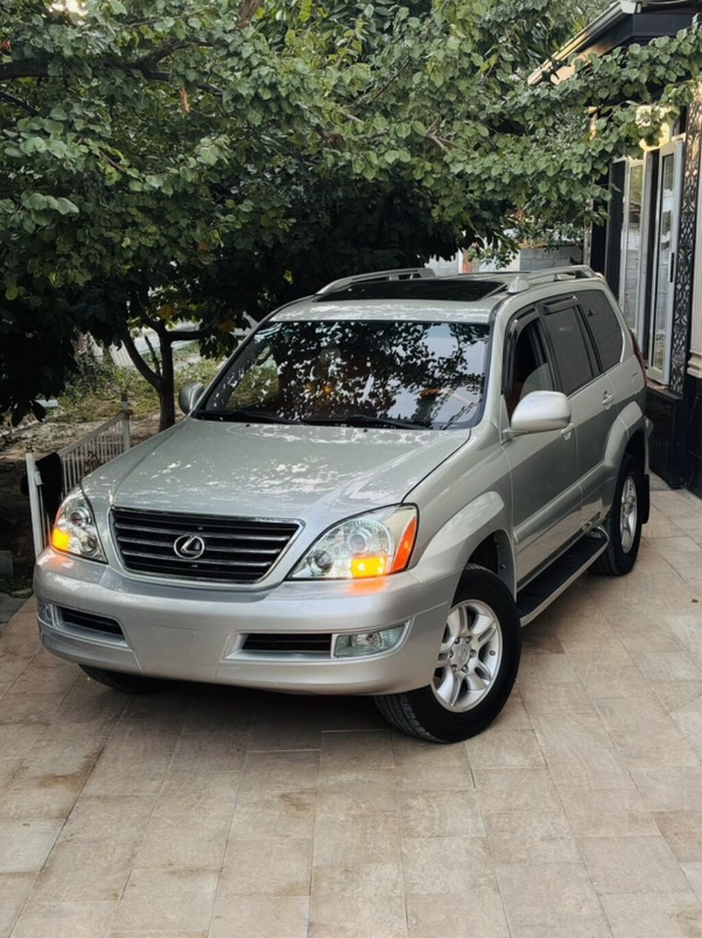 Lexus GX: 2004 г., 4.7 л, Автомат, Газ, Внедорожник: фото 5