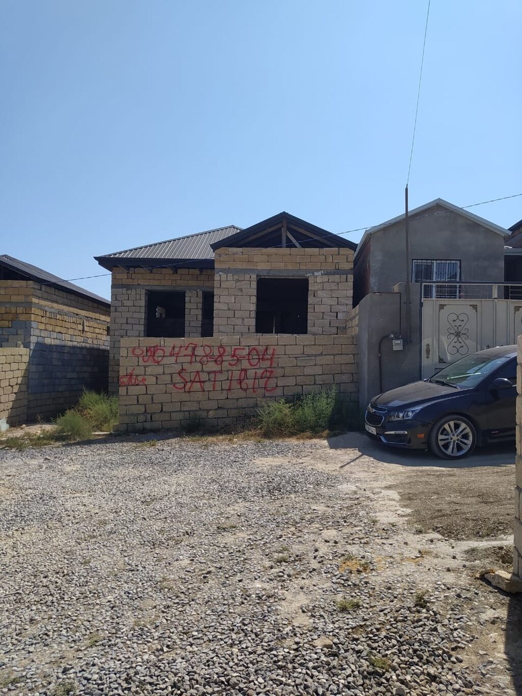 3 otaqlı, 80 kv. m, Təmirsiz
