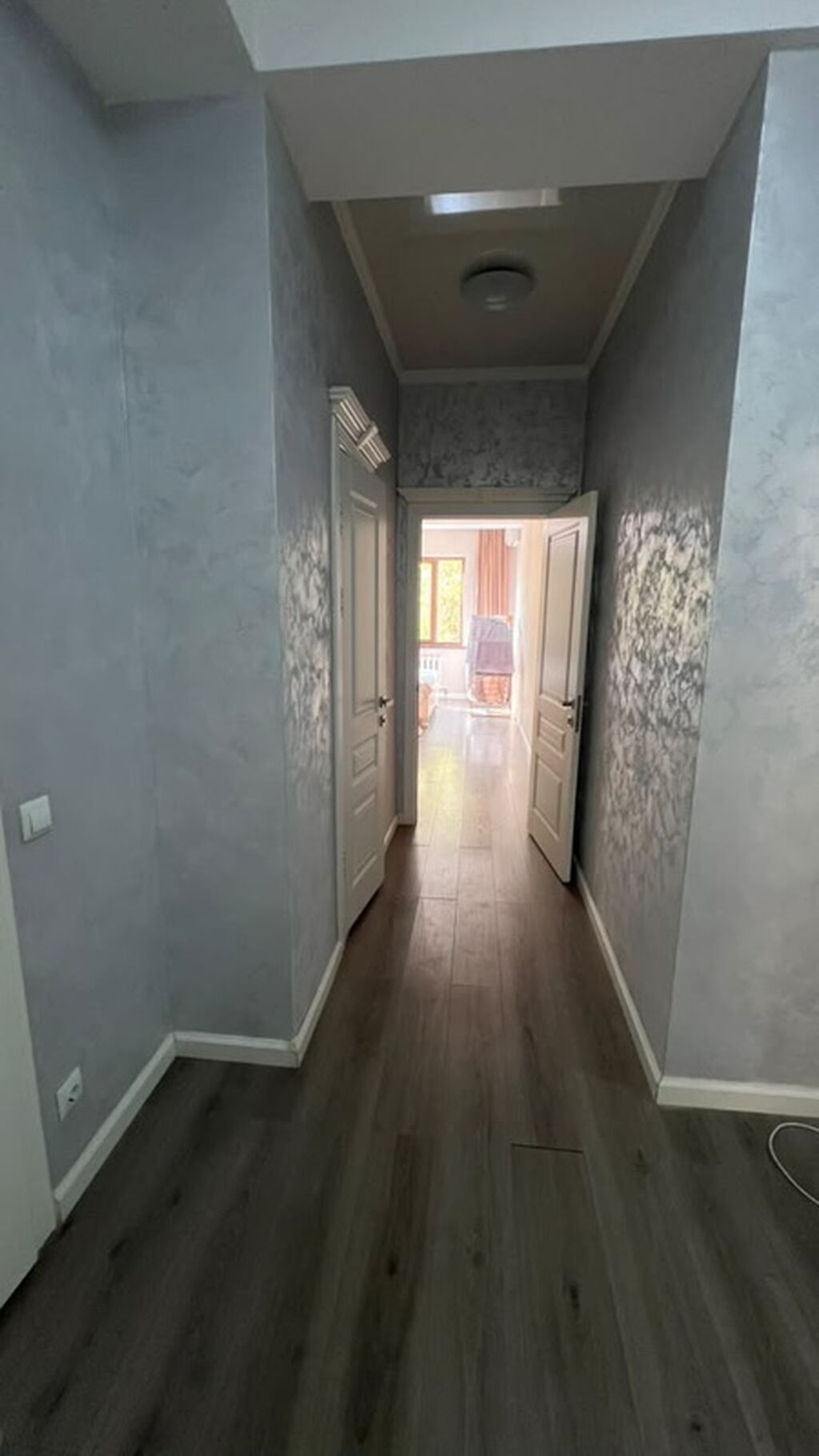2 комнаты, 78 м², Юг-2 мкр 3 этаж, Евроремонт: фото 1