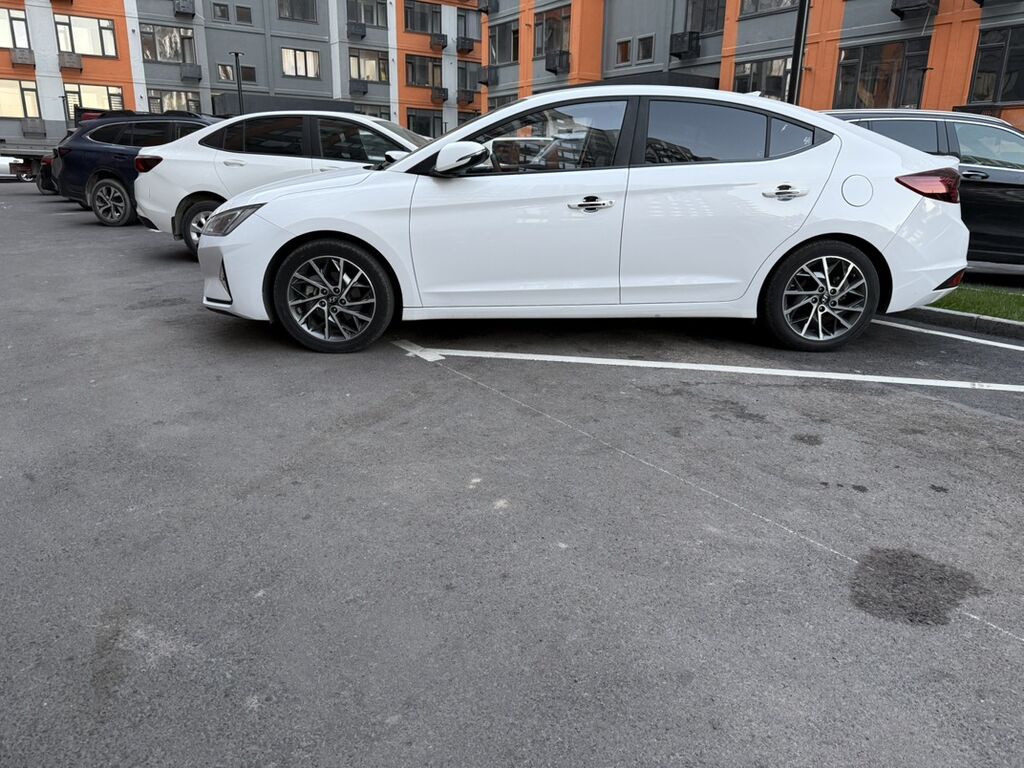 Hyundai Avante: 2018 г., 1.6 л, Вариатор, Бензин, Седан: фото 4