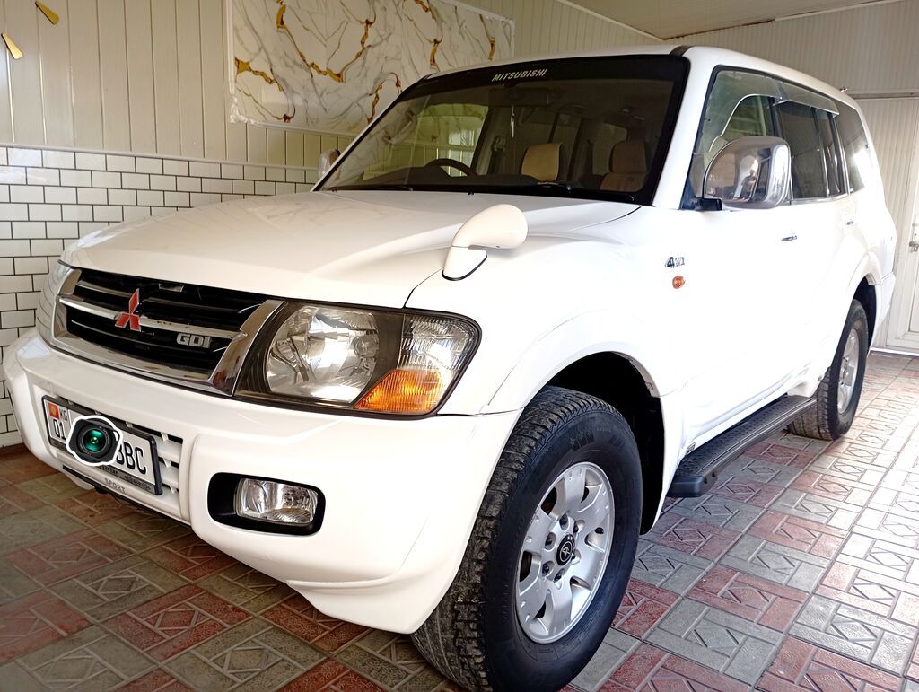 Mitsubishi Pajero: 2003 г., 3.5 л, Автомат, Бензин, Внедорожник: фото 2
