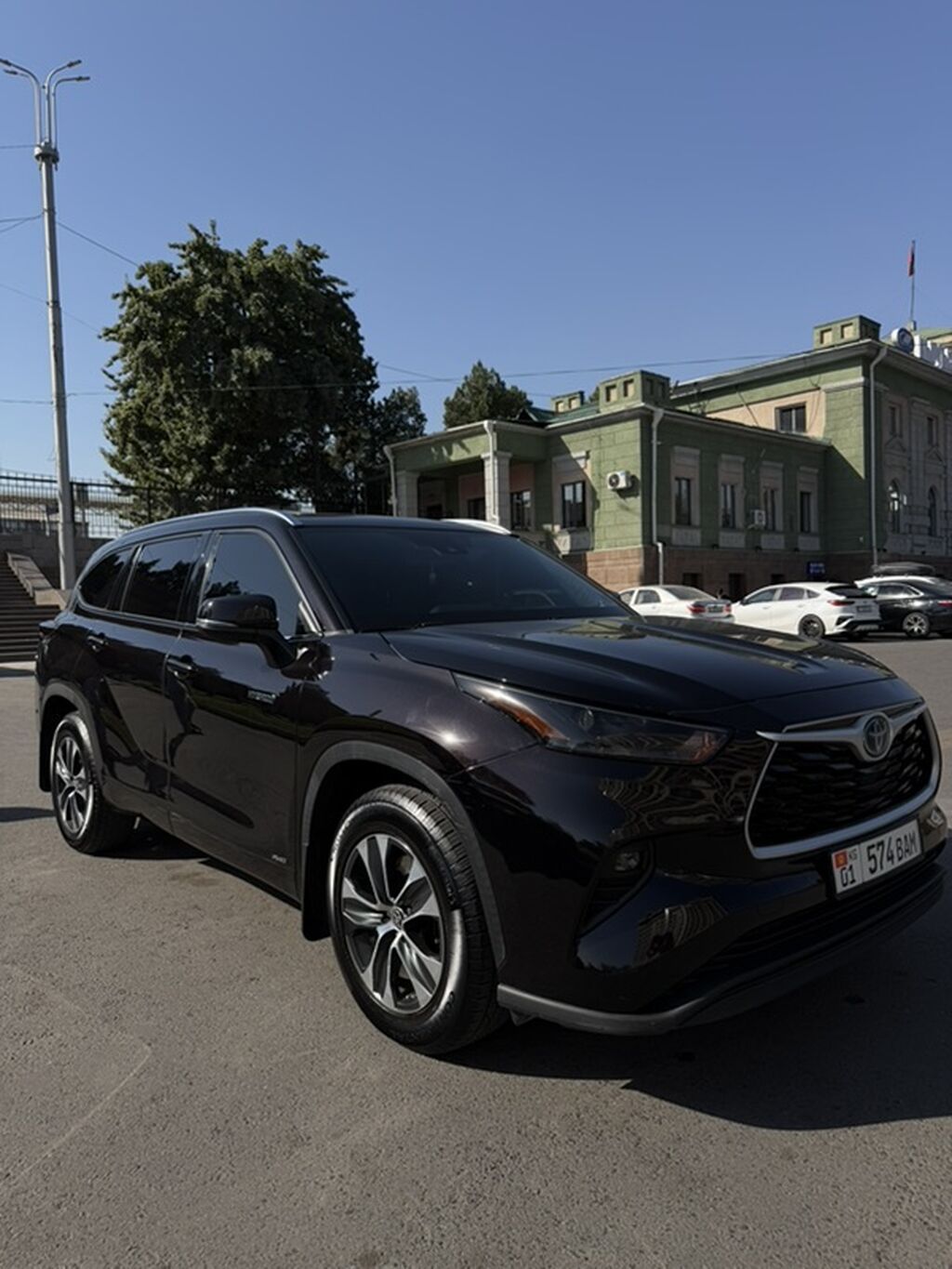 Toyota Highlander: 2021 г., 2.5 л, Автомат, Бензин, Кроссовер: фото 3