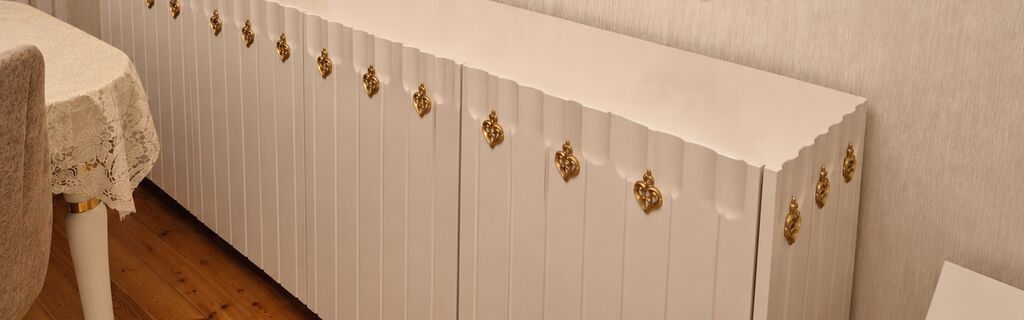 Ag rengde kamod icerisi genis tutumludur.Material Mdf masin