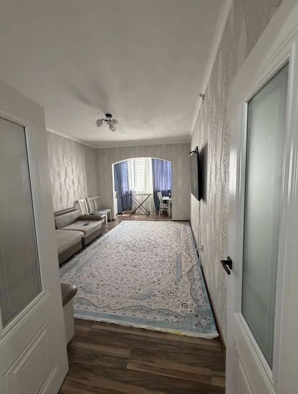 2 комнаты, 67 м², Сары-Челек ж/м 106 серия, 7 этаж, Евроремонт: фото 2