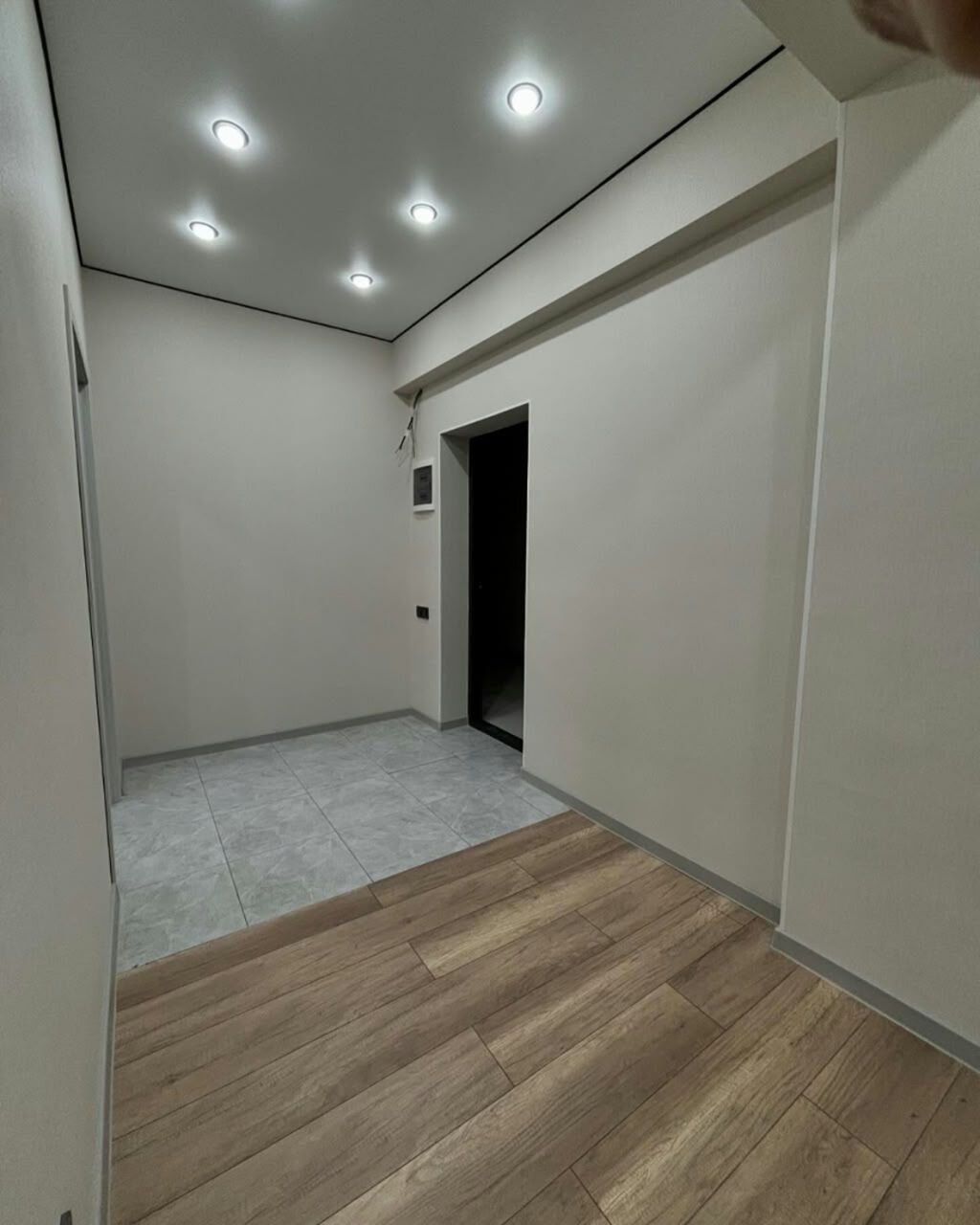 3 комнаты, 64 м², Таш-Рабат ТРЦ 106 серия, 8 этаж, Евроремонт: фото 7