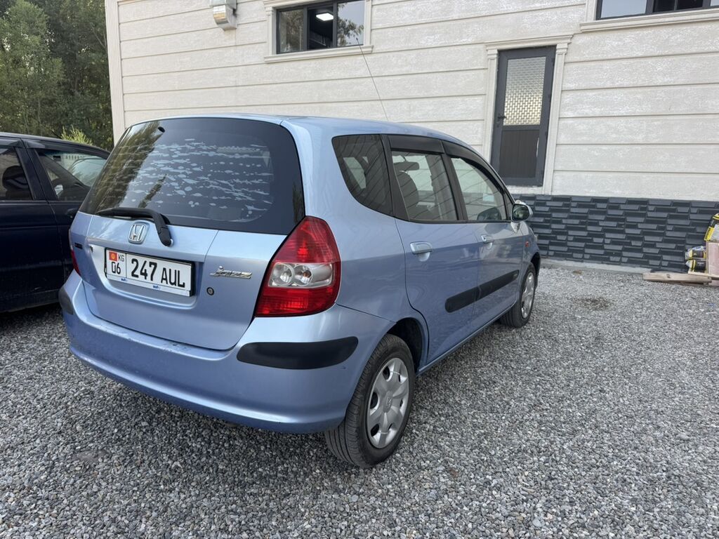 Honda Jazz: 2004 г., 1.5 л, Механика, Бензин, Хэтчбэк: фото 4
