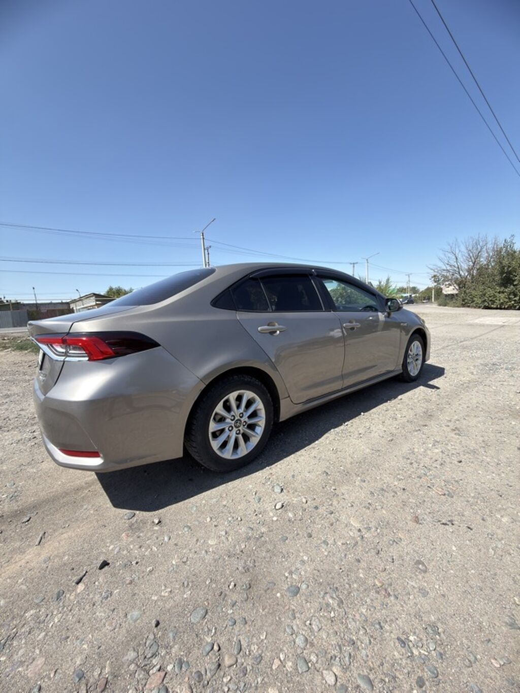 Toyota Corolla: 2020 г., Гибрид, Седан: фото 5