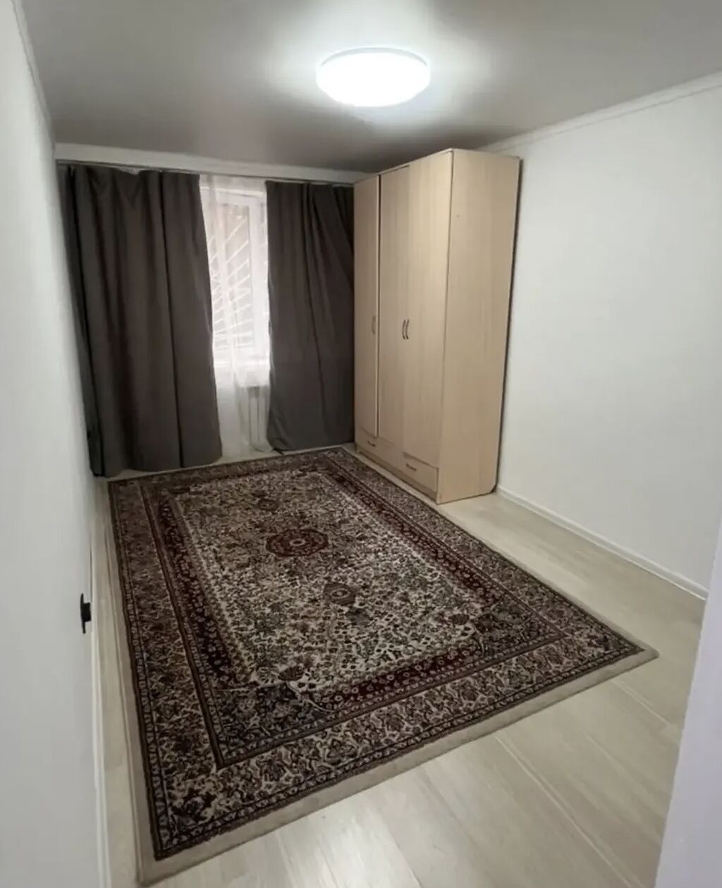 Продам 2-комнатную гостинку 35 м² у БГУ: фото 3