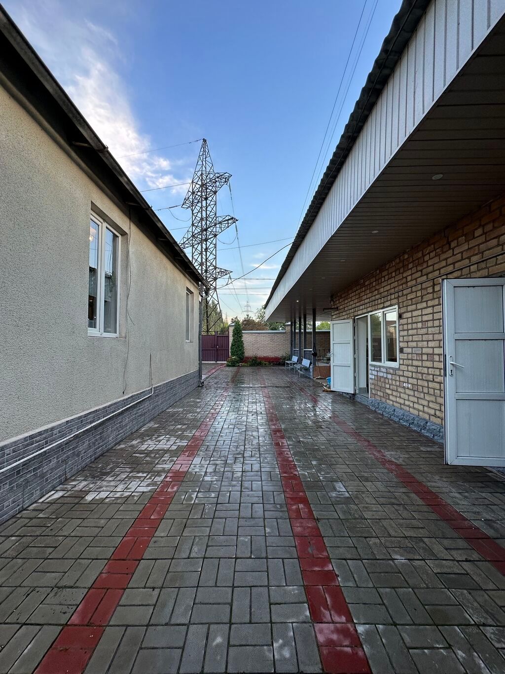 4 комнаты, 220 м², 7 соток, Бишкек, Аламедин-1 мкр Собственник: фото 4