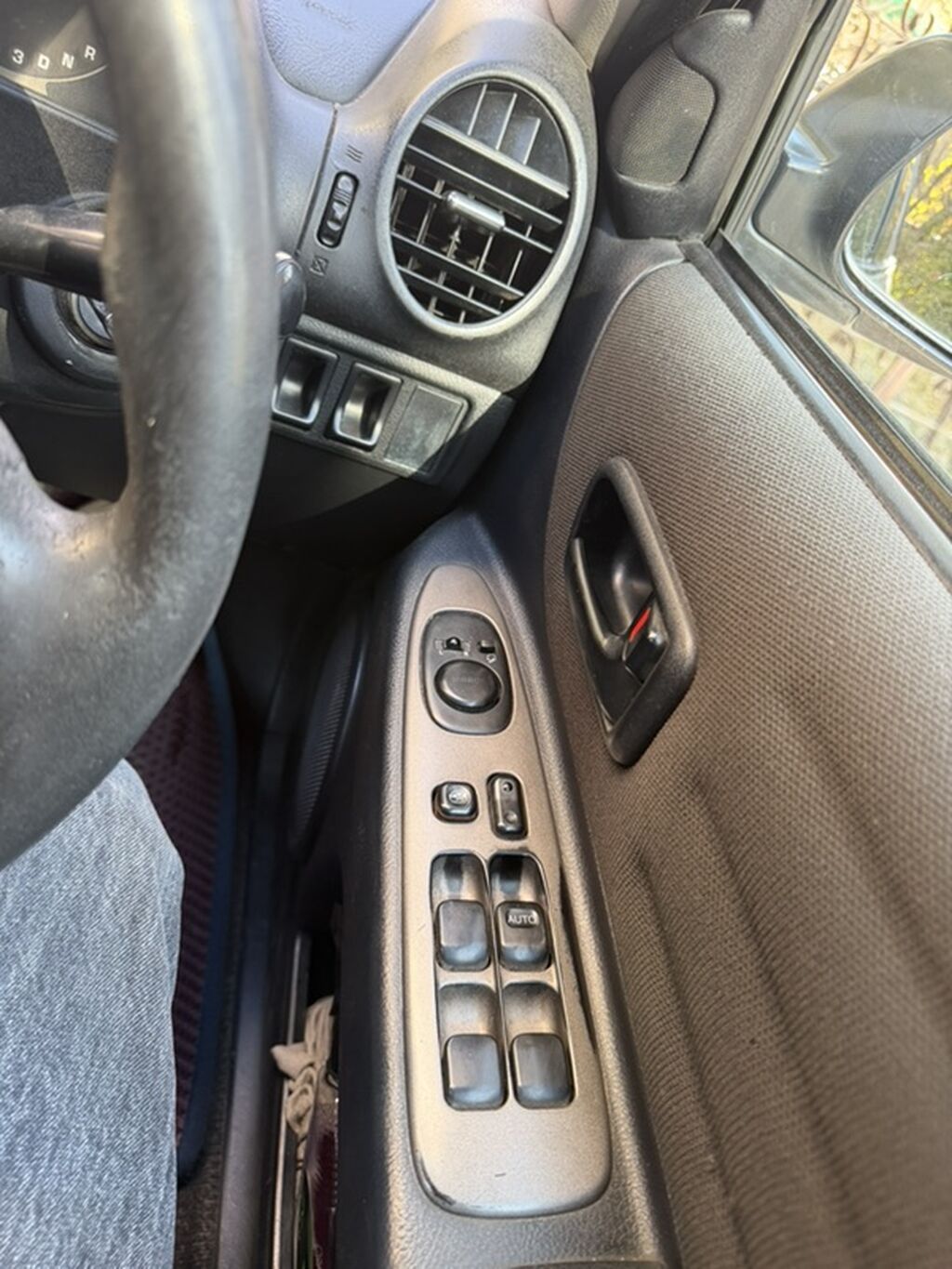 Toyota Altezza: 2002 г., Автомат, Бензин, Универсал: фото 5