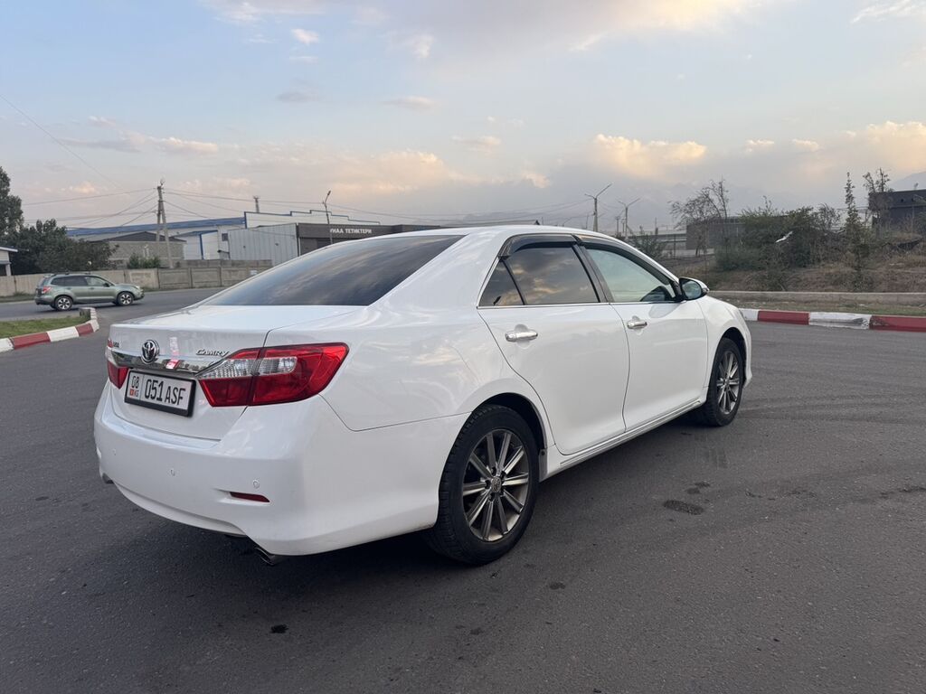 Toyota Camry: 2013 г., 2.5 л, Автомат, Бензин, Седан: фото 4