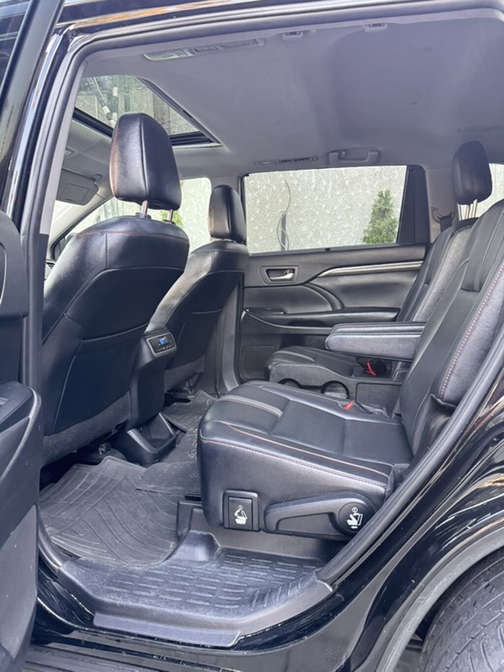 Toyota Highlander: 2019 г., 3.5 л, Автомат, Бензин, Кроссовер: фото 8