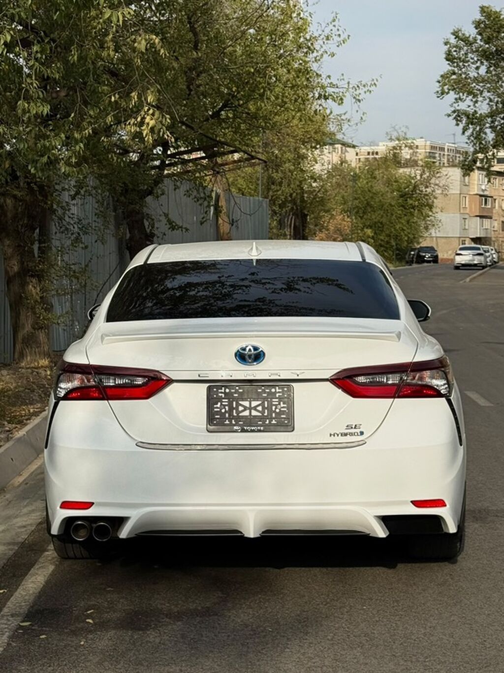 Toyota Camry: 2021 г., 2.5 л, Вариатор, Гибрид, Седан: фото 4