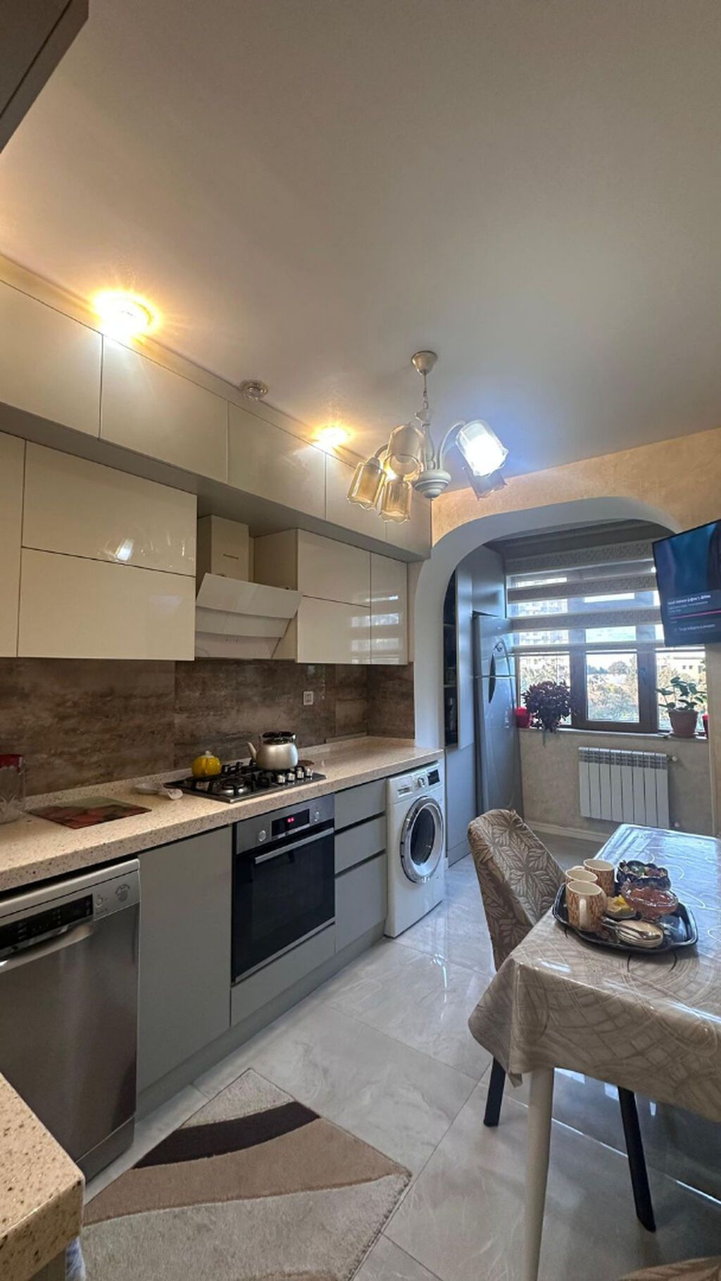Bakı, 5 otaqlı, Köhnə tikili, 125 kv. m