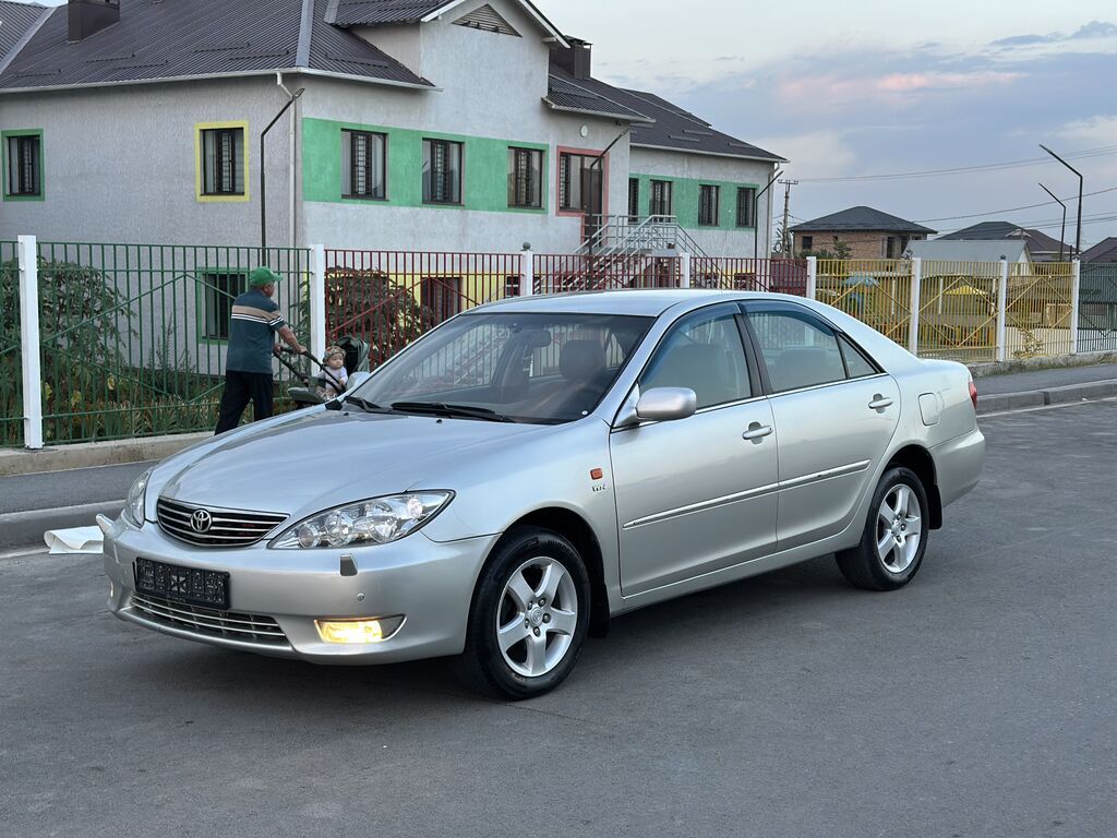 Toyota Camry: 2005 г., 2.4 л, Автомат, Бензин, Седан: фото 5