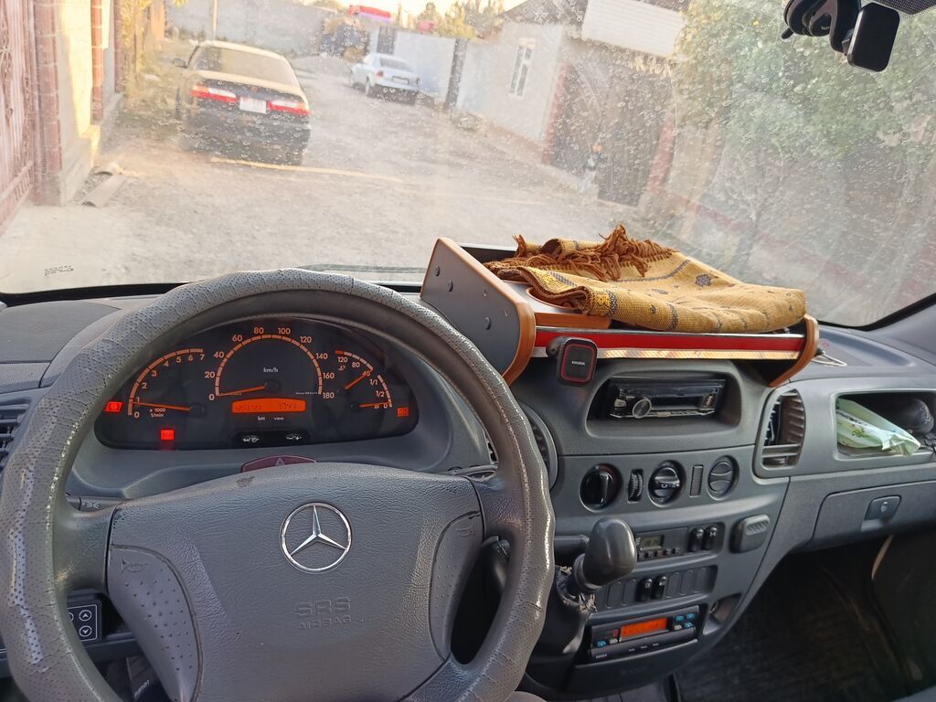 Mercedes-Benz Спринтер: 2001 г., 2.7 л, Механика, Дизель, Бус: фото 2