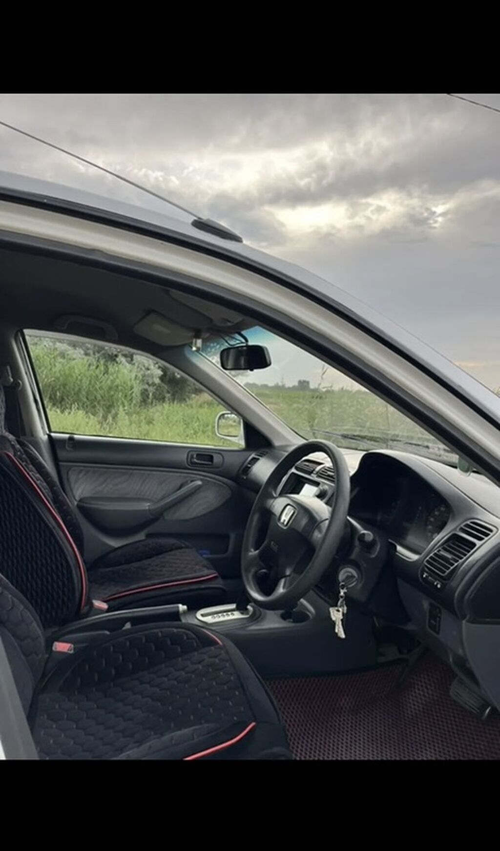 Honda Civic: 2002 г., 1.5 л, Автомат, Бензин, Седан: фото 5